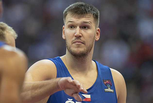 Basketbalista Peterka skončil ve Würzburgu a má namířeno do Turecka