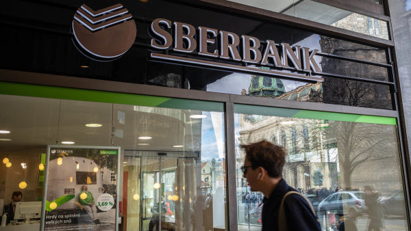 Česká spořitelna může odkoupit úvěrové portfolio Sberbank