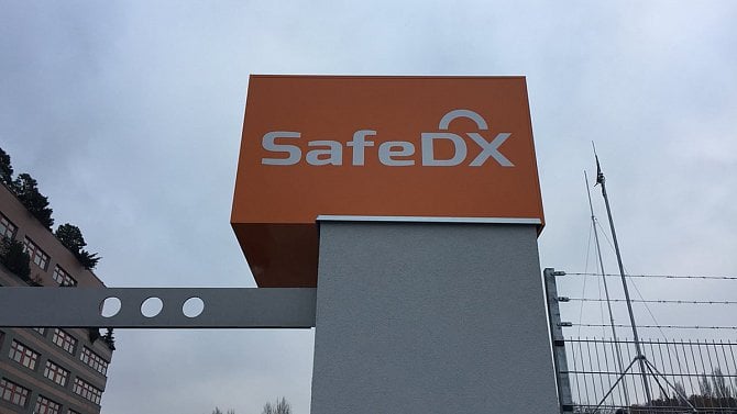 Pražské datacentrum SafeDX opět bylo ve ztrátě a půjčilo si na nákup hardwaru