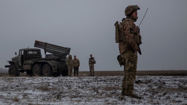 Charakter války určil systém západní pomoci. Zpoždění v dodávkách zbraní brání Ukrajině v protiofenzívě