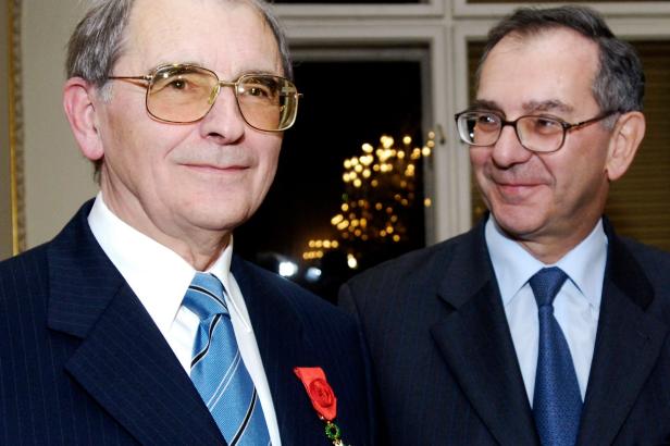 

Zemřel diplomat a exministr zahraničí Jaroslav Šedivý. Zasloužil se o vstup do NATO i odchod sovětských vojsk

