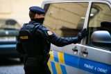 V kancelářské budově v Brně vyhrožoval muž se zbraní. Policie evakuovala 200 lidí