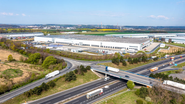 V lukrativní oblasti poblíž Prahy rostou nové udržitelné průmyslově-logistické haly developera CTP. První z nich bude k dispozici již v březnu 2023