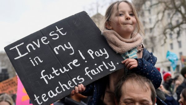 Británii ochromila obří stávka, protestovali učitelé i strojvedoucí