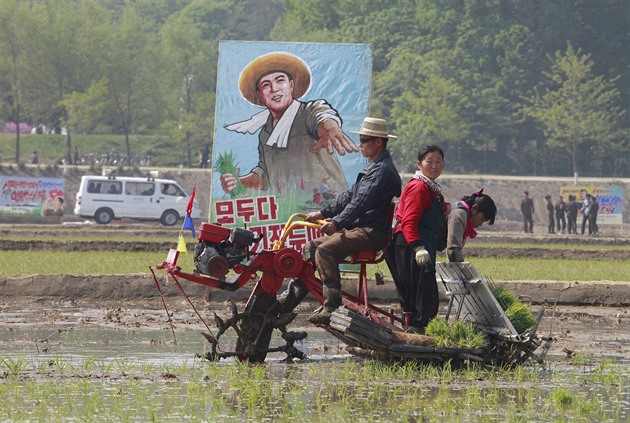 Severní Korea je na prahu dalšího hladomoru. Schází pomocná ruka Číny