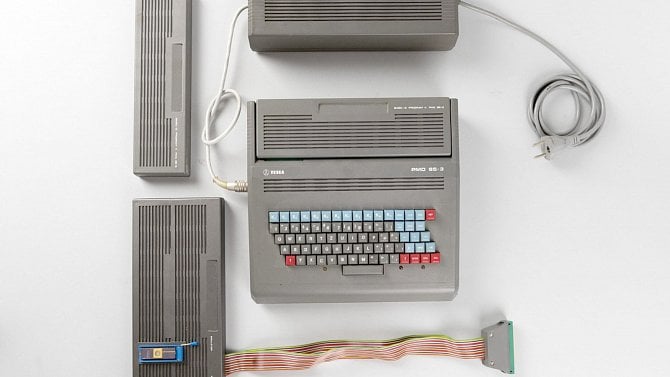 Výstava starých počítačů a her: jak se pařilo na přelomu 80. a 90. let