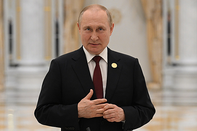 Zatknou Putina na summitu v JAR? Bylo by to vyhlášení války, varuje Medveděv