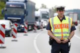 Obavy z nelegální migrace. Německo posiluje policejní hlídky u hranic s Českem