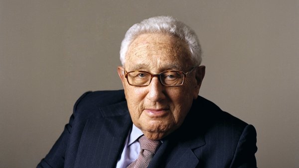Kulturní tipy: veterán Kissinger, baroko na dvou stranách hranice či světoznámý bluesman