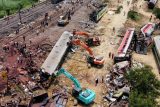 Srážku vlaků v Indii způsobila chyba v signalizaci, oznámil ministr železnic. Zahynulo nejméně 288 lidí