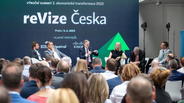 Headquarterizace Česka, cesta z pobočkolandu a šedi průměru. Byznys cítí potřebu změny