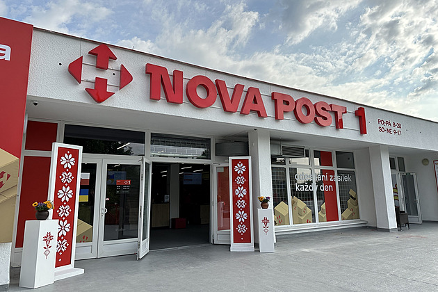 Balíky na Ukrajinu dostupněji. Nova Post otevřela v Česku svou pobočku