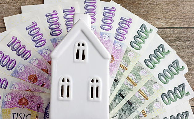 Sazby hypoték mírně klesají. Co přinese uvolnění pravidel ČNB?