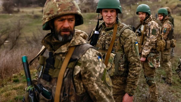Ukrajinská ofenziva konečně začala, tvrdí americká média. Na Záporožskou oblast zaútočily tanky