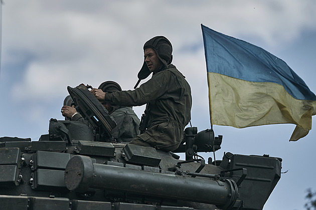 KOMENTÁŘ: Čekání na ukrajinskou protiofenzivu. Rusko stojí před dilematem