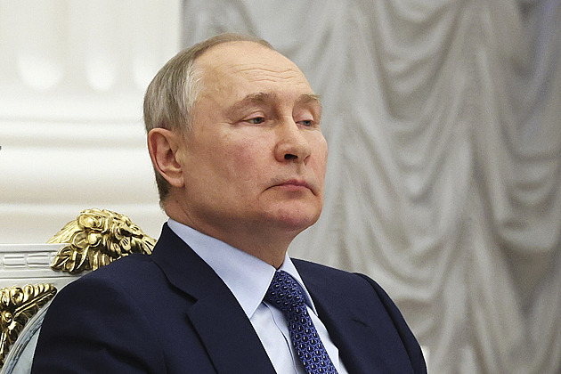 Podle Putina protiofenziva začala a selhává. USA posílají další miliardy