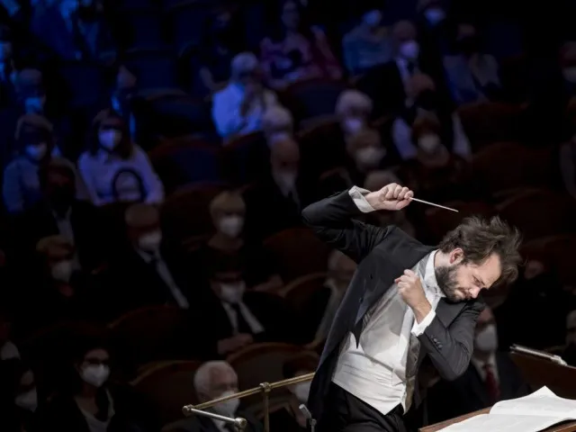 Vídeňské symfoniky povede český šéfdirigent