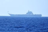 Čínská letadlová loď s doprovodem proplula kolem Tchaj-wanu. Mířila na vojenské cvičení