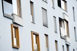 Soud osvobodil 28 obžalovaných v kauze prodeje bytů na Praze 1, mezi nimi i bývalého starostu Lomeckého