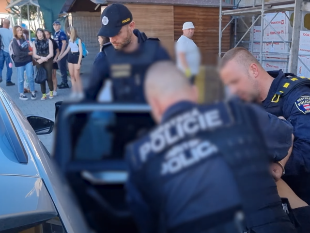 Pobodání školačky v Brně policie vyšetřuje pro podezření z pokusu o vraždu