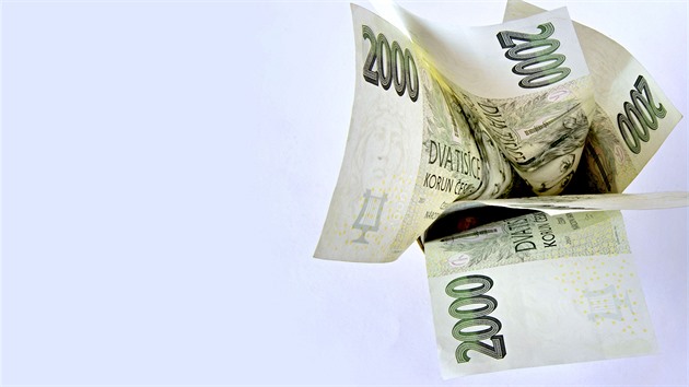 Minimální mzda by se měla zvýšit. Ministerstvo navrhuje růst až o 2100 korun