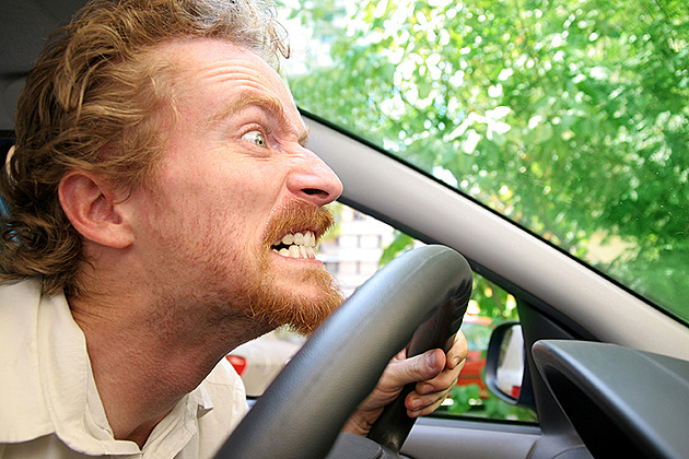 Těchto pět věcí řidiči v Česku ignorují nebo je neumějí. Děláte je také?