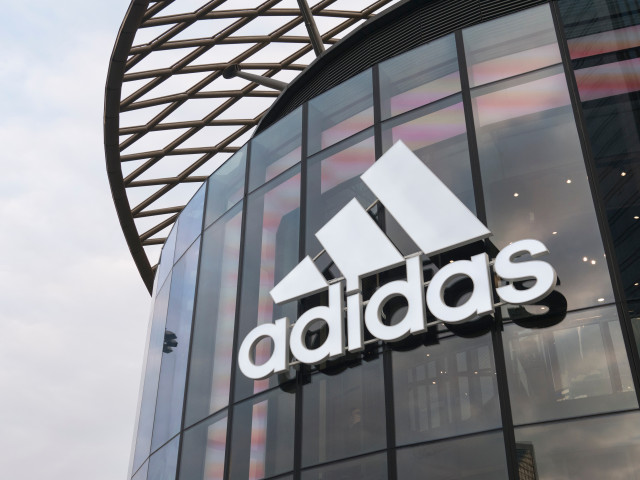 Adidas testuje, co zákazník zaplatí ještě zaplatí. Za boty na jediný maraton chce 12 999 korun