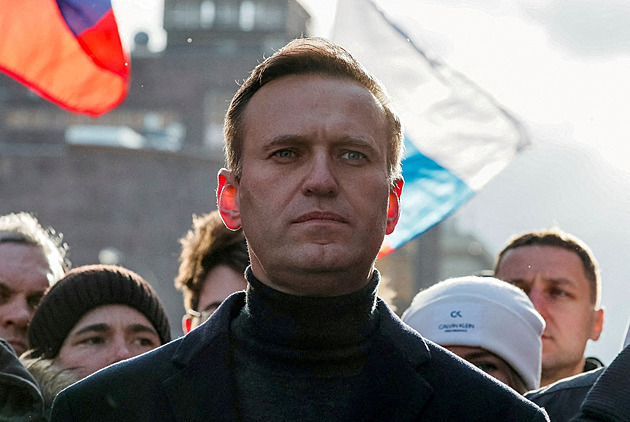 Jako rocková hvězda na pokraji deprese. Navalnyj dostal za trest rok samotky