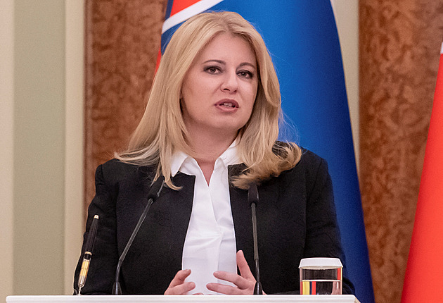 Necouvejme k autokracii, vyzvala Čaputová. Slováci kvůli volbám peskují Maďary