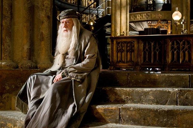 Zemřel Michael Gambon, představitel ředitele Brumbála v Harrym Potterovi