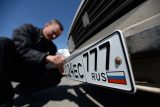Norsko se přidává k zemím, které zakazují vjezd aut s ruskou poznávací značkou