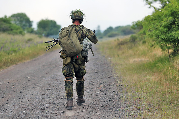 Vláda projedná obrannou strategii Česka, prioritou jsou vycvičené ozbrojené síly