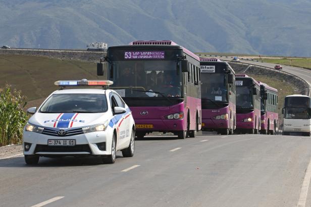 

Arménský exodus slábne. Během pár dní z Karabachu uteklo osmdesát procent populace

