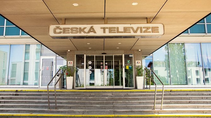 Senát poprvé hledá nové členy Rady České televize