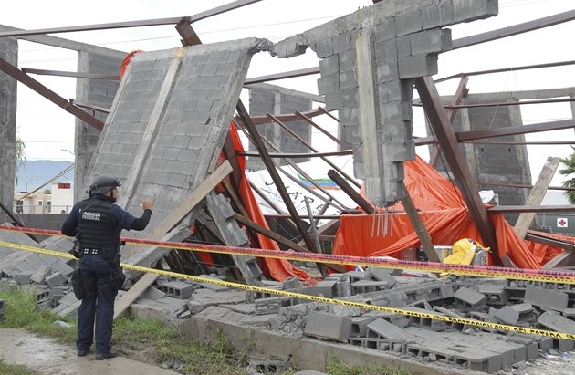 V Mexiku se při mši zřítila střecha kostela, zabila devět lidí a je 50 zraněných