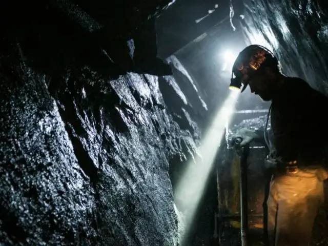 Kvůli prasklému potrubí zahynuli v Polsku čtyři horníci