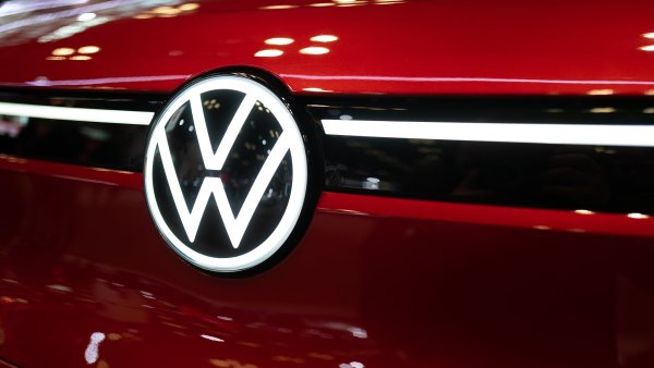 Volkswagen už není konkurenceschopný. Bez citelných řezů to nepůjde, říká šéf značky Schäfer