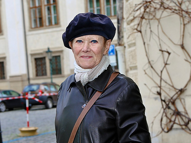 Se Zdenou Hadrbolcovou se rodina i veřejnost rozloučí v pražských Strašnicích