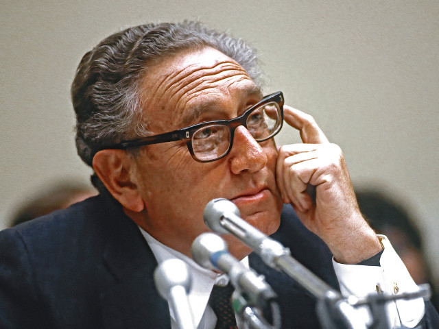 Ve 100 letech zemřel Henry Kissinger, dlouholetý tvůrce zahraniční politiky USA