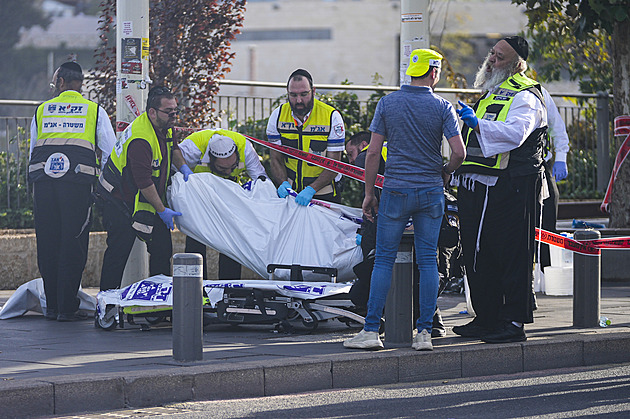 Muž v Jeruzalémě zneškodnil teroristu, pak ho omylem zabili vlastní vojáci
