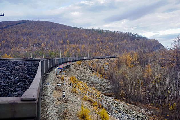Na Bajkalsko-amurské magistrále vzplál další vlak, za sabotáží je zřejmě SBU