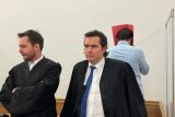 Američan souzený za vraždu jedné a znásilnění druhé krajanky u zámku Neuschwanstein se přiznal
