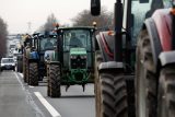 ONLINE: Část zemědělců protestuje proti Green Dealu a politice Evropské unie, v traktorech míří na Prahu