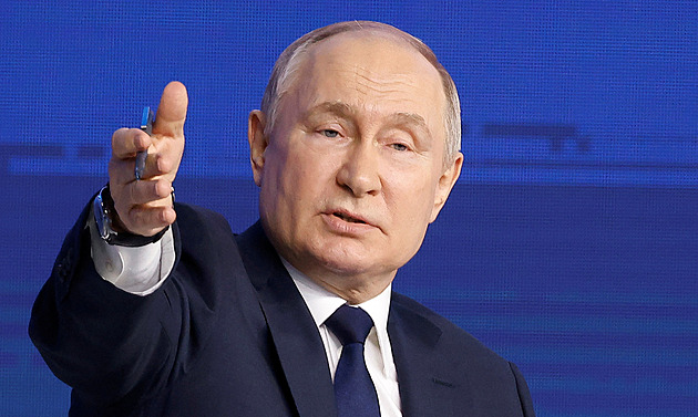 Rusko je proti umístění jaderných zbraní do vesmíru, řekl Putin