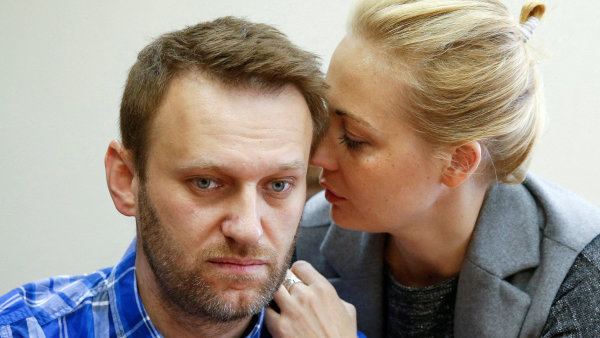 Vyzvala úřady k vydání těla svého manžela. Sociální síť X pak Navalné zablokovala účet
