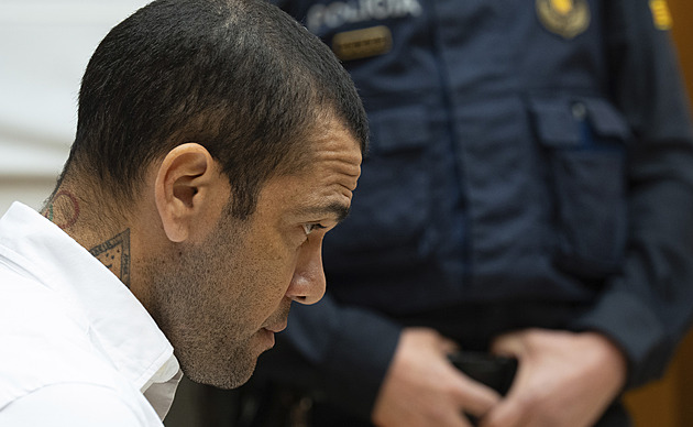 Alvesův trest za sexuální napadení: čtyři a půl roku vězení, pokuta 150 000 eur