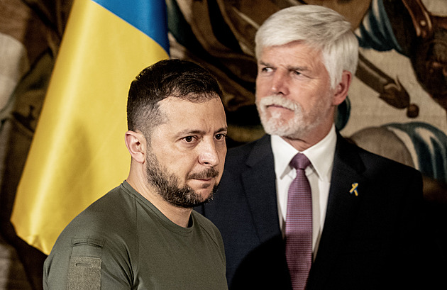 Pavel vystoupí na shromáždění k podpoře Ukrajiny, přijme na Hradě uprchlíky