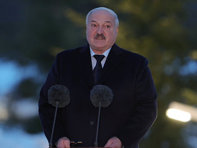 Bělorusové mají volby. Lukašenko slíbil, že bude opět kandidovat na prezidenta