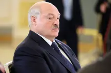 Hlasování jako válka. Lukašenko ze strachu z protestů utáhl před běloruskými sněmovními „volbami“ šrouby