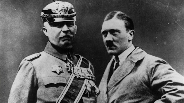 Před 100 lety začal v Německu soud s Hitlerem. Odseděl si nakonec devět měsíců